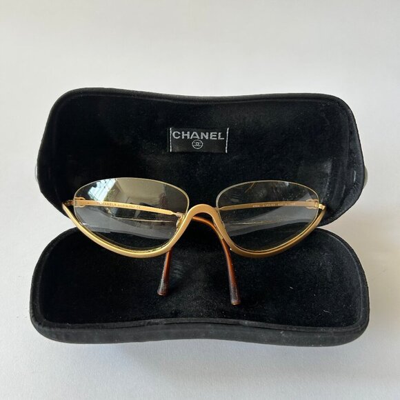 CHANEL VINTAGE GLASSES - Picture 1 of 10